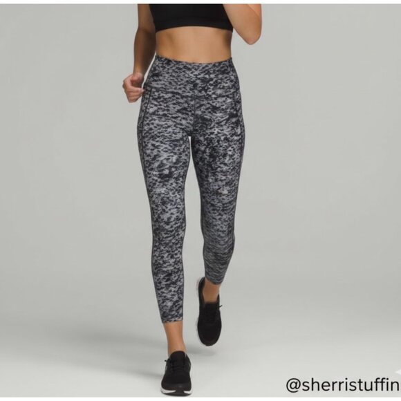 lululemon athletica Pants - EXCELLENT Lululemon Base Pace High-Rise Tight 25" Estuary Grey Running Leggings